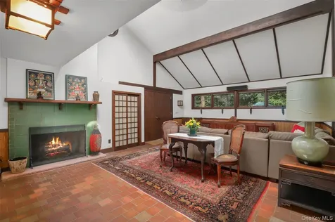 328 Mclain Street Bedford Hills NY 10507