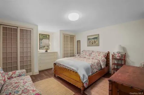 328 Mclain Street Bedford Hills NY 10507