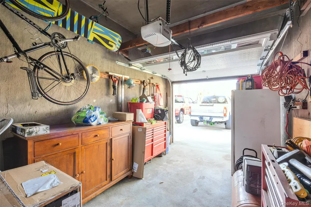 2489 Eileen Road Oceanside NY 11572