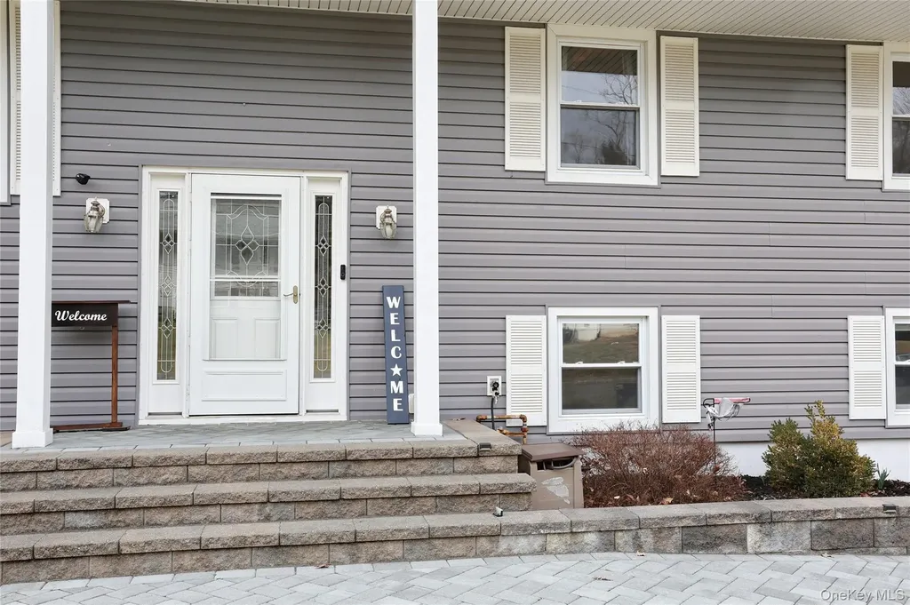6 Hemlock Lane Thiells NY 10984