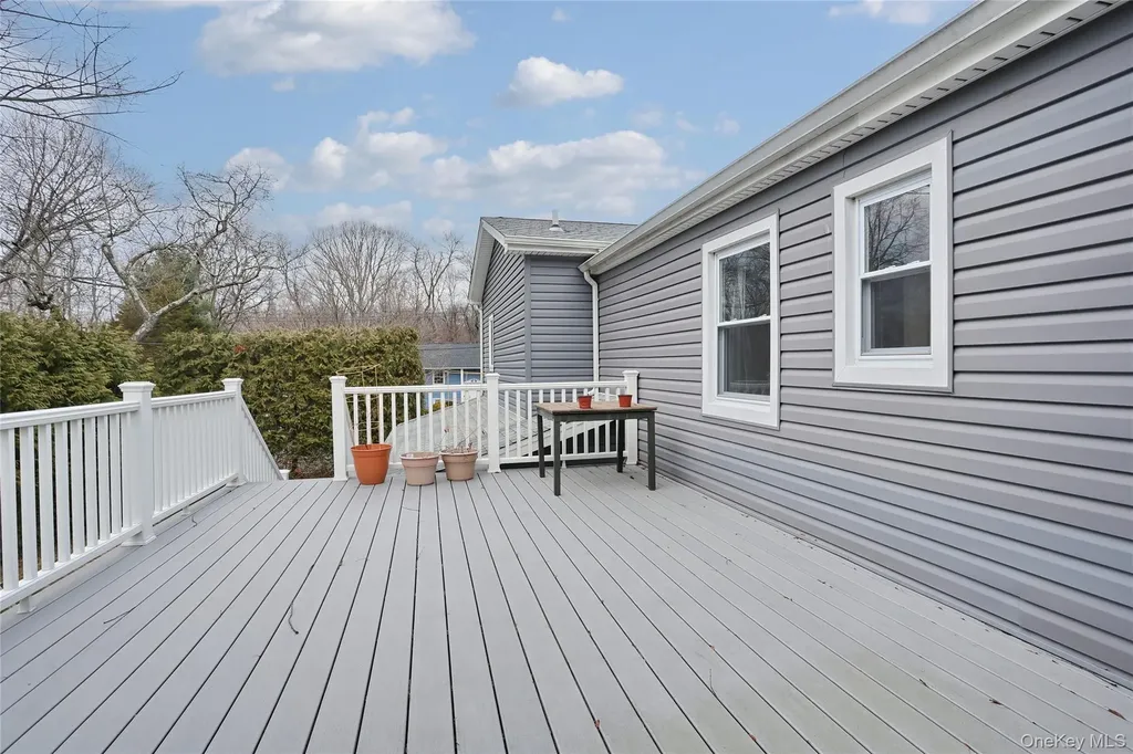 6 Hemlock Lane Thiells NY 10984