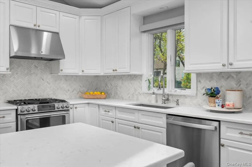 44 Askins Place New Rochelle NY 10801
