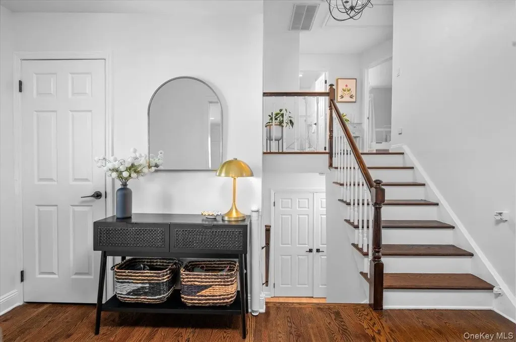 44 Askins Place New Rochelle NY 10801