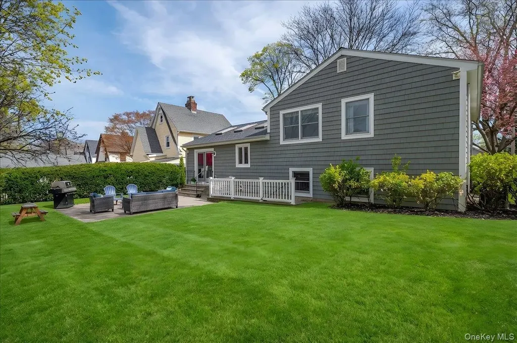 44 Askins Place New Rochelle NY 10801
