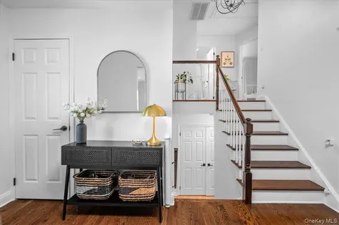 44 Askins Place New Rochelle NY 10801