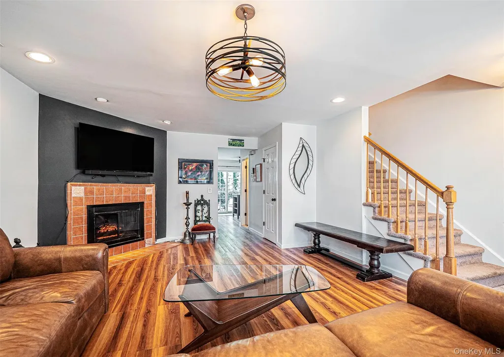 40 Weathervane Way Warwick NY 10990