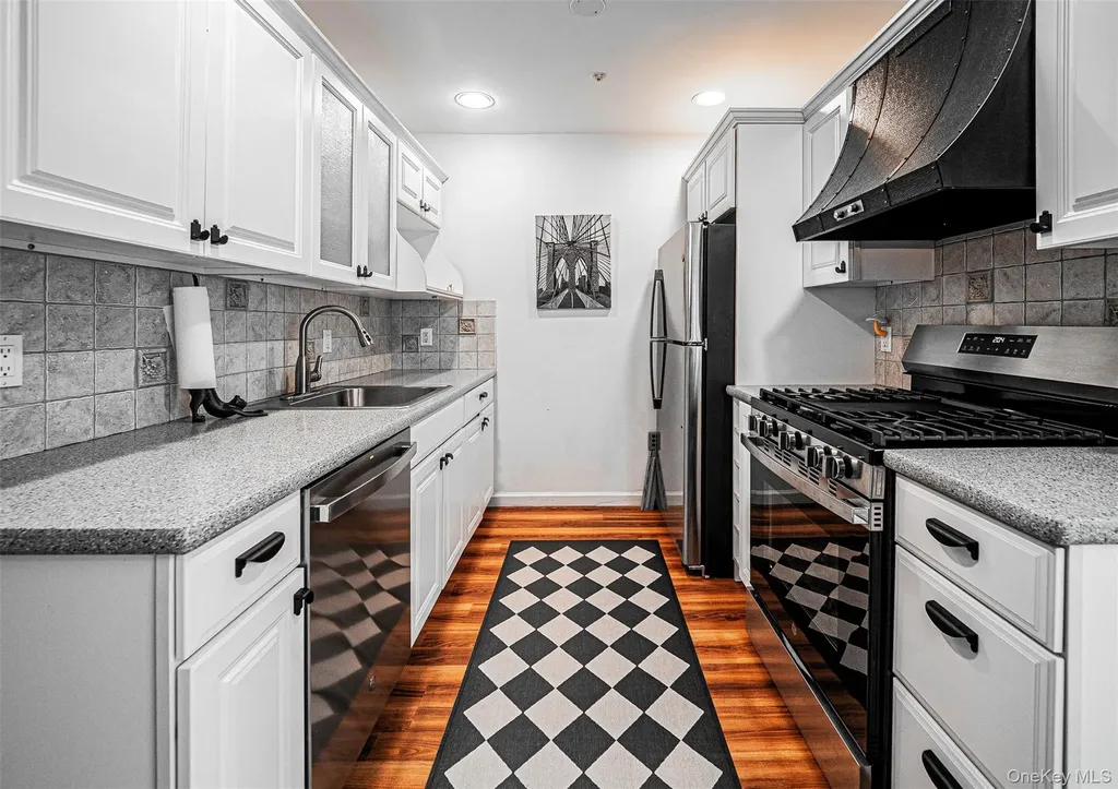 40 Weathervane Way Warwick NY 10990