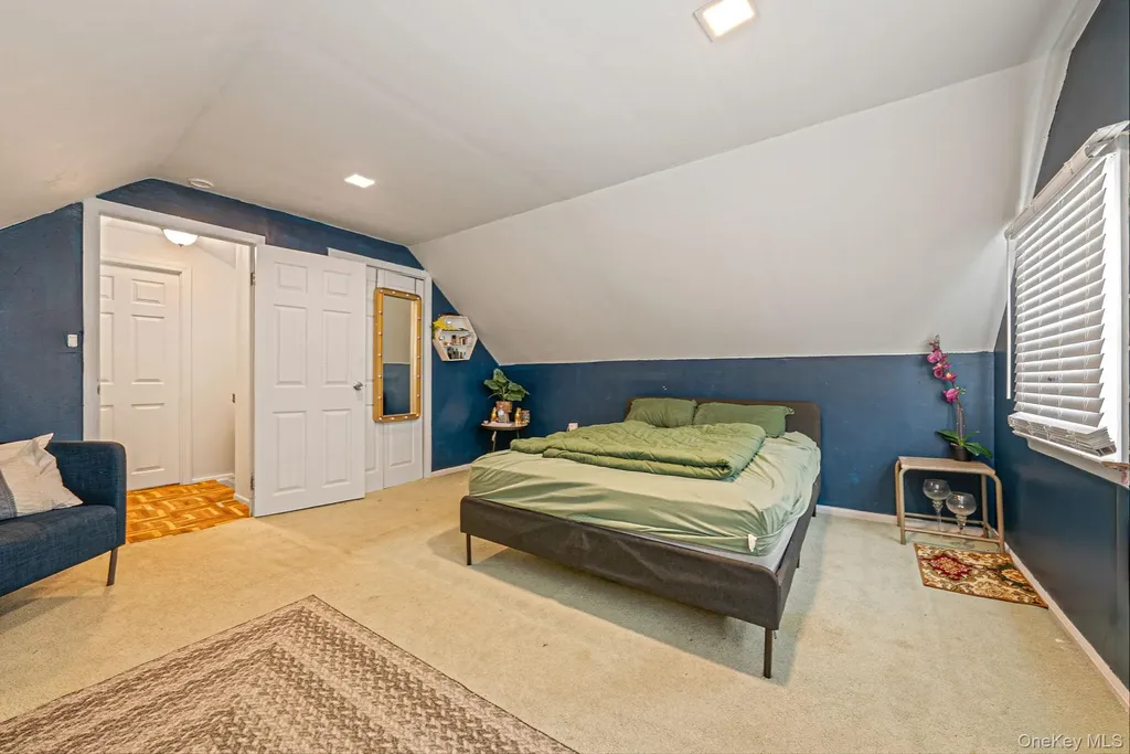 2 Drake Lane Levittown NY 11756
