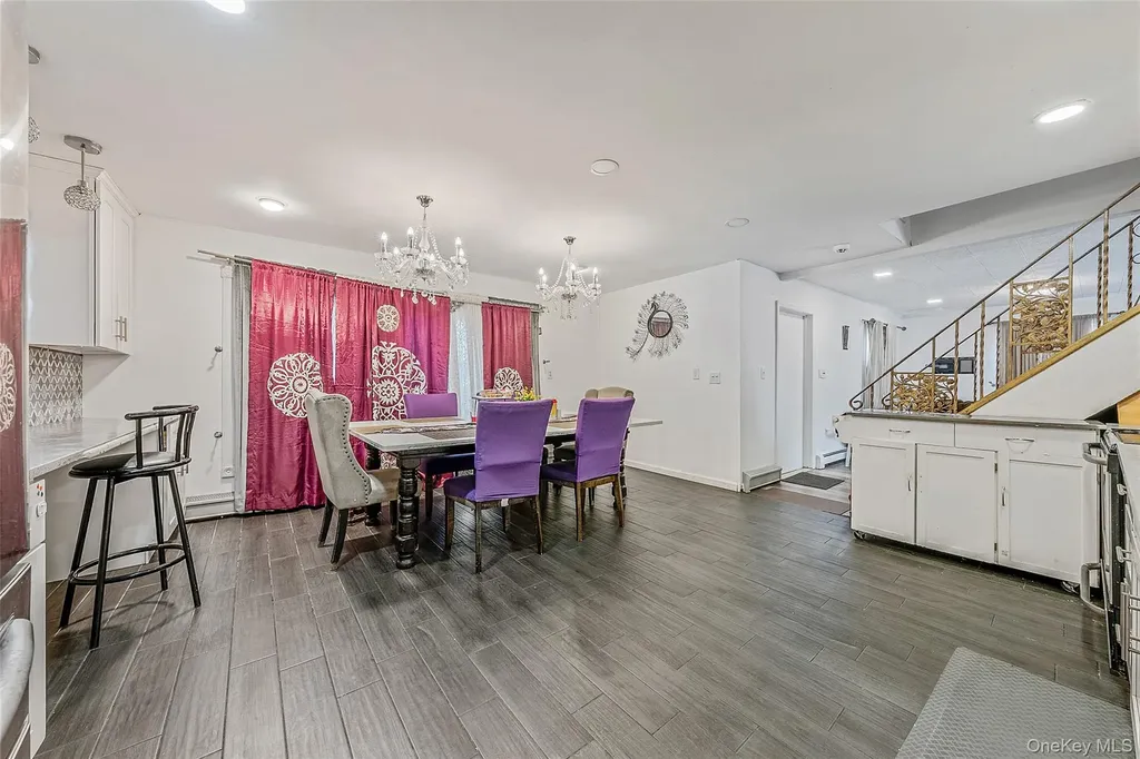 2 Drake Lane Levittown NY 11756