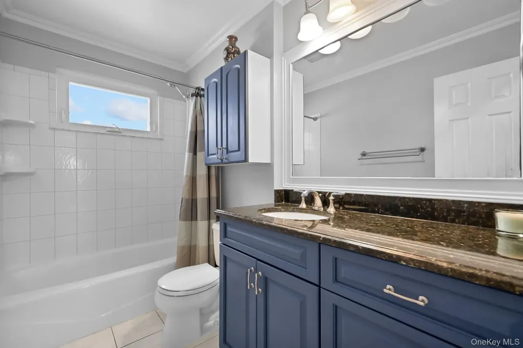145 Ecker Avenue West Babylon NY 11704