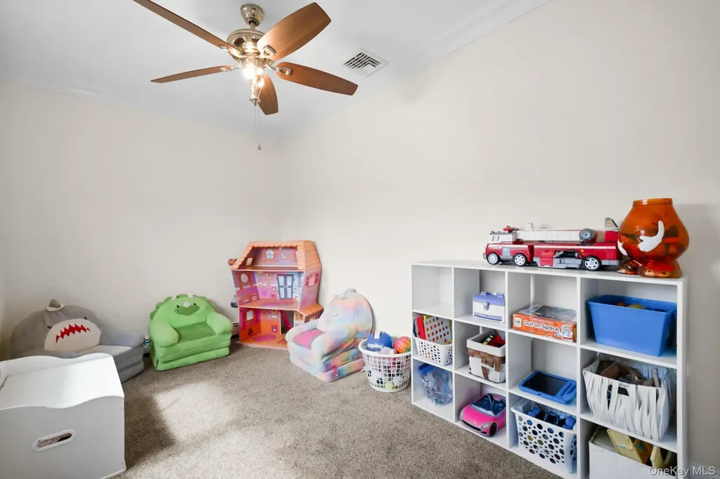 145 Ecker Avenue West Babylon NY 11704