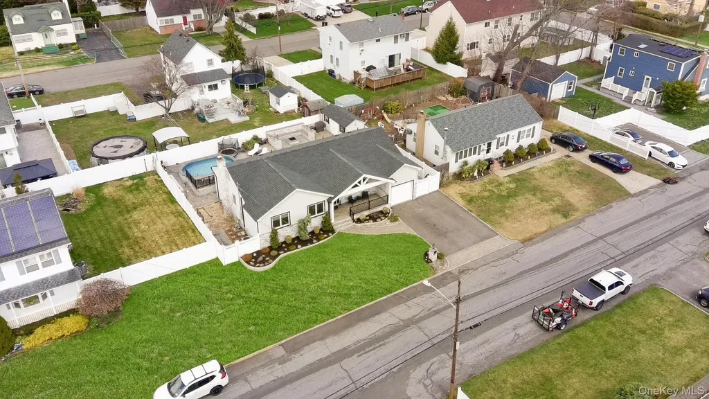 145 Ecker Avenue West Babylon NY 11704