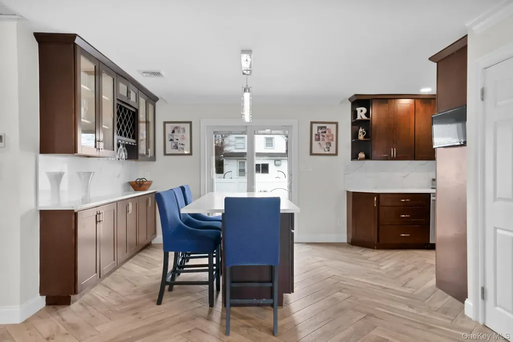 145 Ecker Avenue West Babylon NY 11704