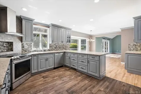 3060 Dahlia Court Yorktown Heights NY 10598