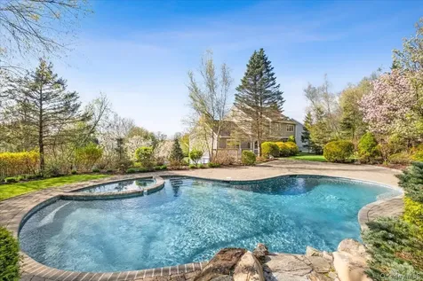 3060 Dahlia Court Yorktown Heights NY 10598