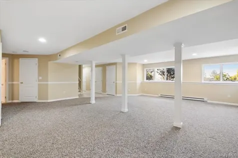 3060 Dahlia Court Yorktown Heights NY 10598