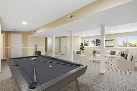 3060 Dahlia Court Yorktown Heights NY 10598