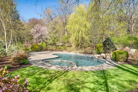 3060 Dahlia Court Yorktown Heights NY 10598