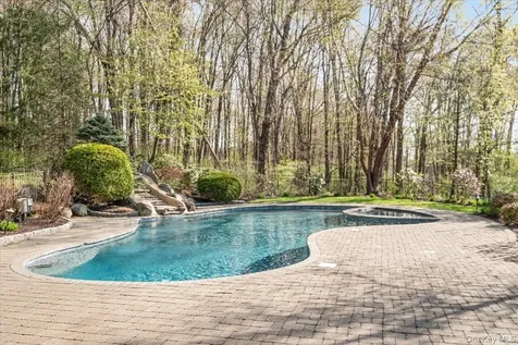 3060 Dahlia Court Yorktown Heights NY 10598
