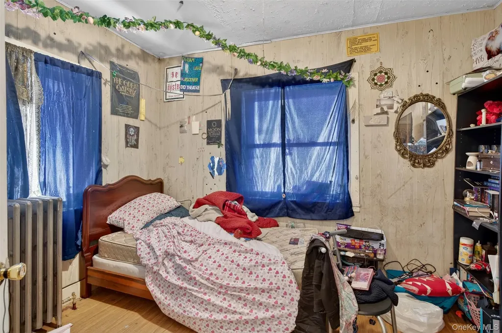 1189 State Route 52 Fallsburg NY 12759