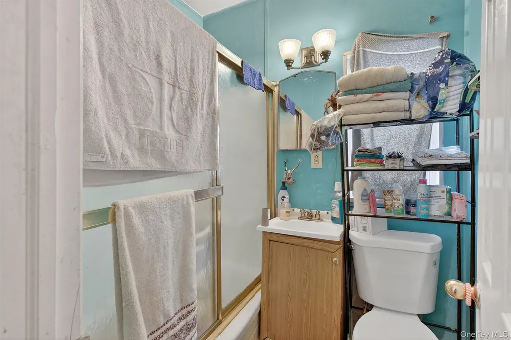 1189 State Route 52 Fallsburg NY 12759
