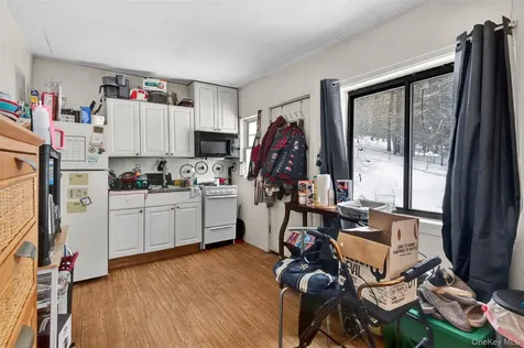 1189 State Route 52 Fallsburg NY 12759