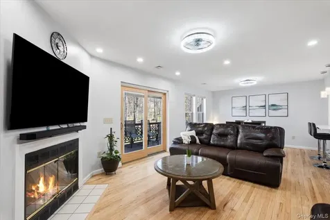 220 Sandpiper Court Yorktown Heights NY 10598