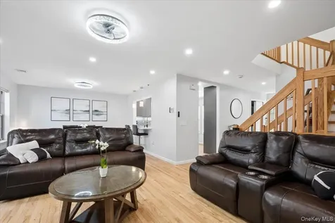 220 Sandpiper Court Yorktown Heights NY 10598
