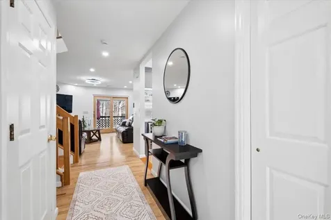 220 Sandpiper Court Yorktown Heights NY 10598