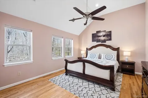 220 Sandpiper Court Yorktown Heights NY 10598