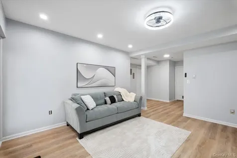220 Sandpiper Court Yorktown Heights NY 10598