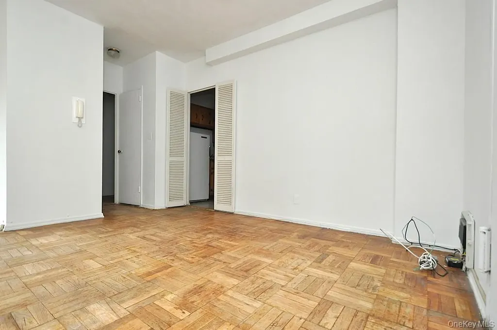 281 Garth Road Scarsdale NY 10583