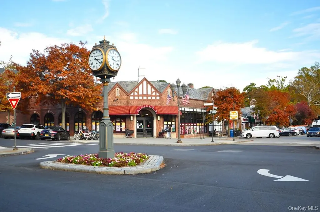 281 Garth Road Scarsdale NY 10583