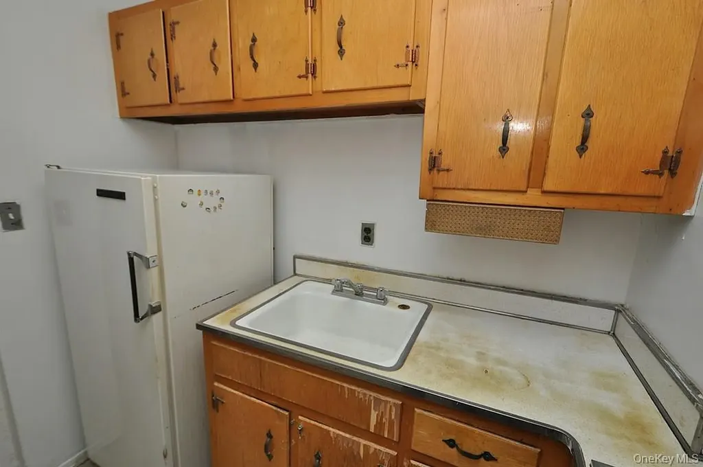 281 Garth Road Scarsdale NY 10583