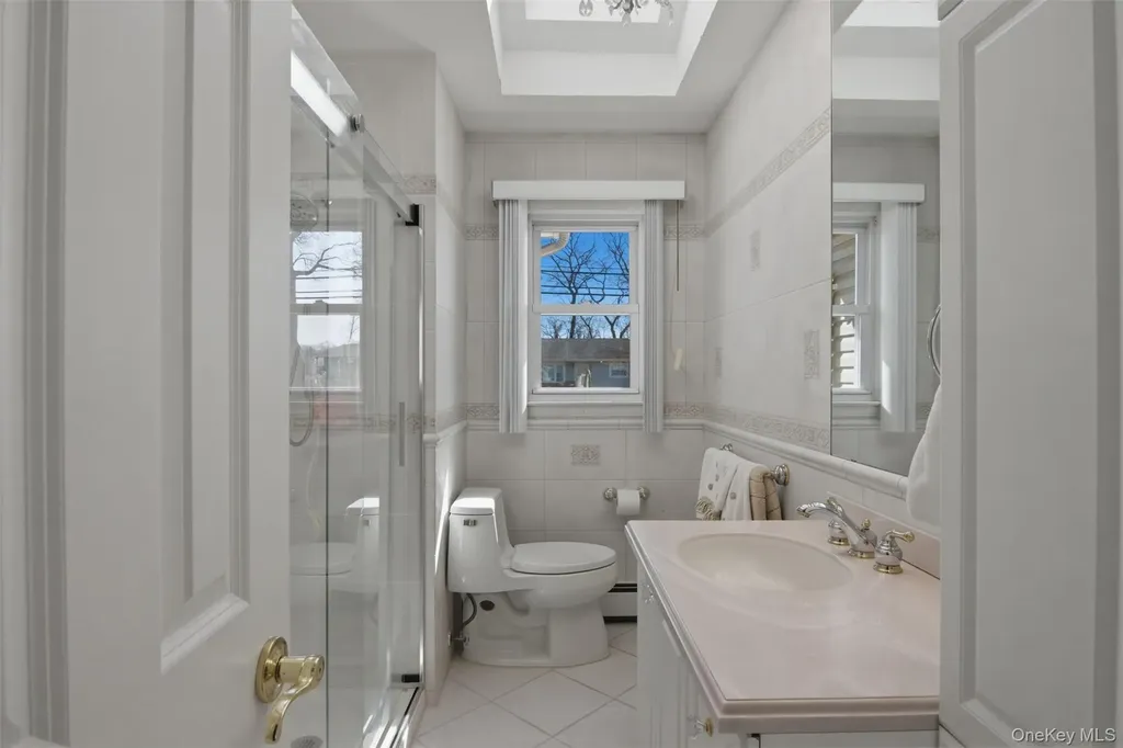 64 Avenue D Holbrook NY 11741