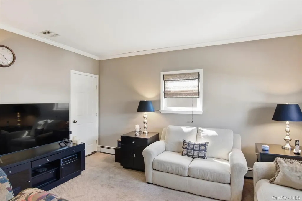 64 Avenue D Holbrook NY 11741