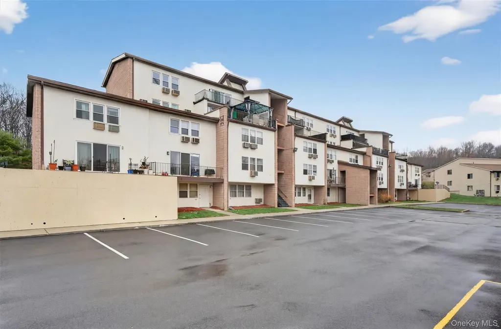 129 Concord Lane Middletown NY 10940