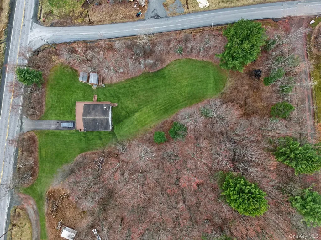 28 Divine Corners Road Loch Sheldrake NY 12759