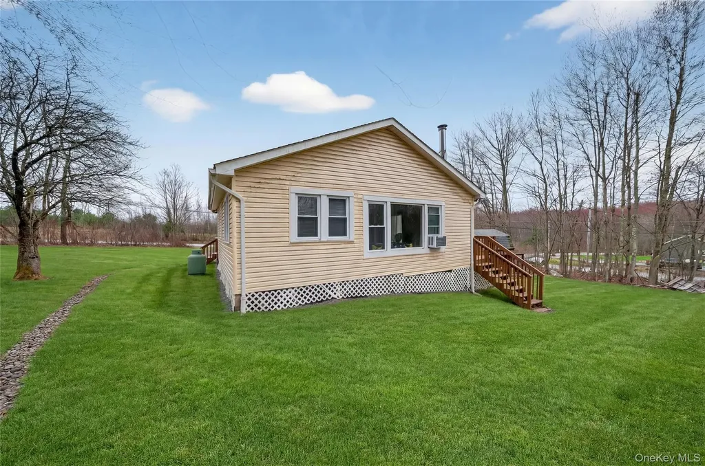 28 Divine Corners Road Loch Sheldrake NY 12759