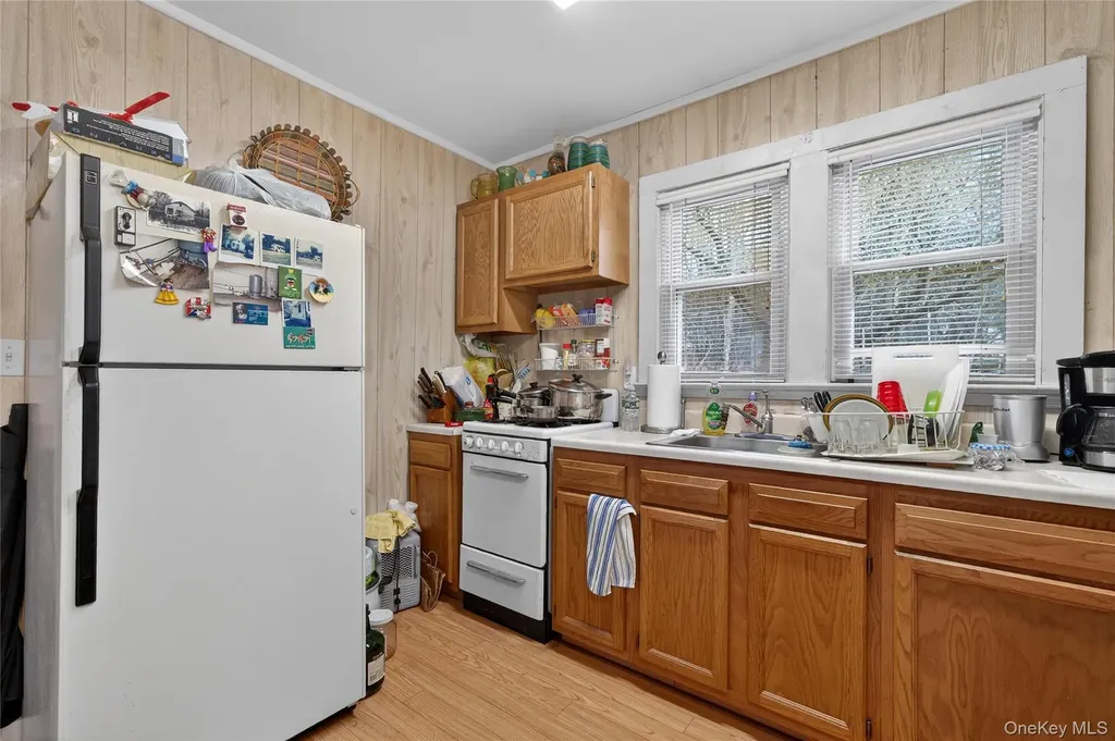 28 Divine Corners Road Loch Sheldrake NY 12759