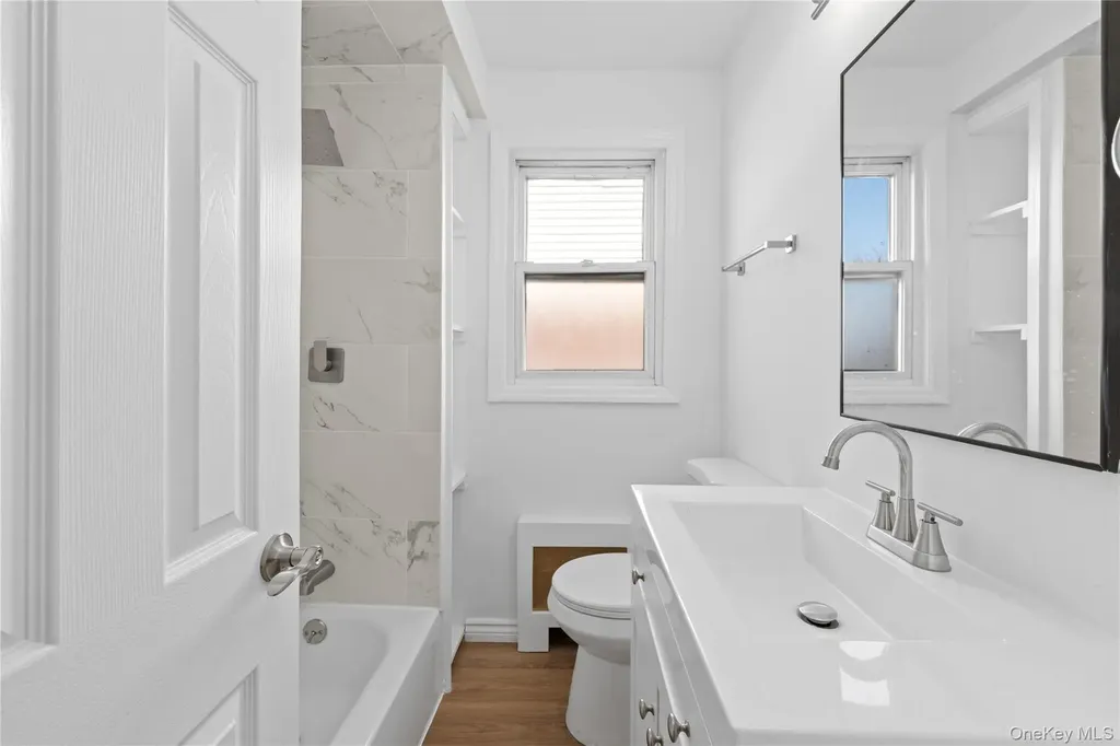 224 W Broadway Inwood NY 11096