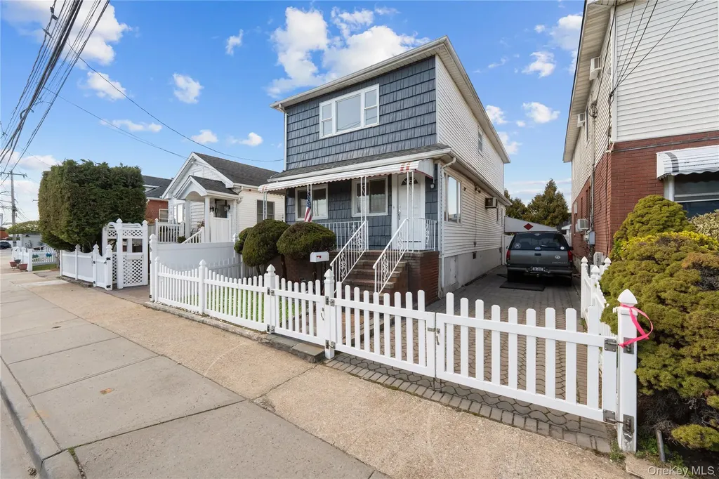 224 W Broadway Inwood NY 11096