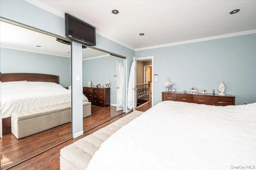 19945 34th Avenue Flushing NY 11358