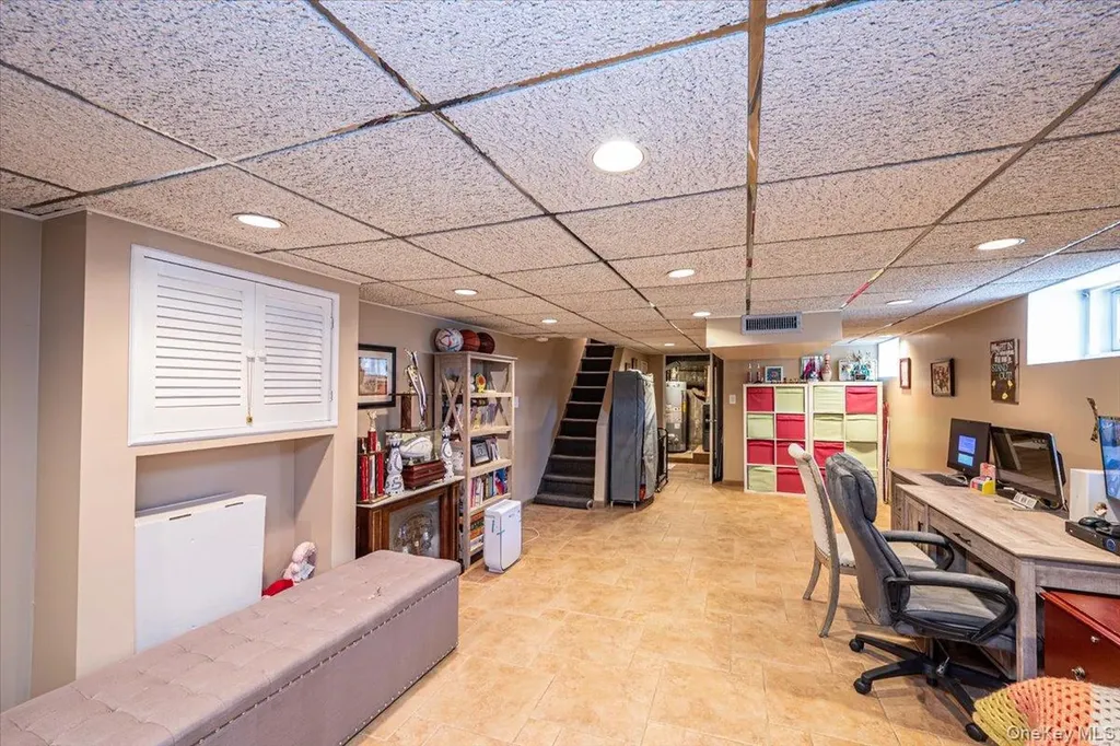 19945 34th Avenue Flushing NY 11358