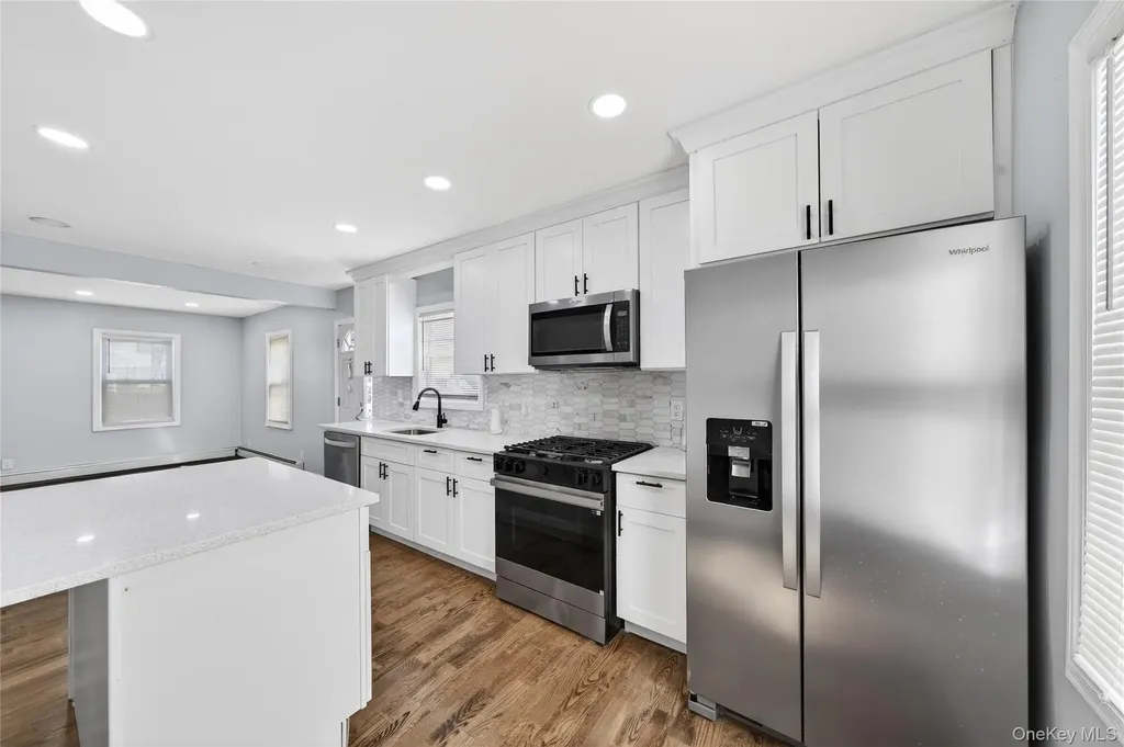 24 Madison Avenue Hempstead NY 11550