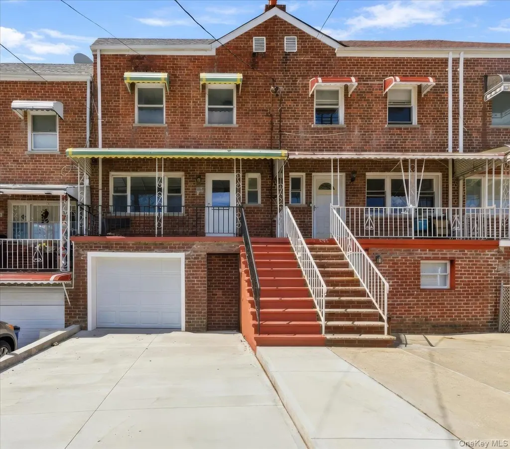 3337 Gunther Avenue Bronx NY 10469