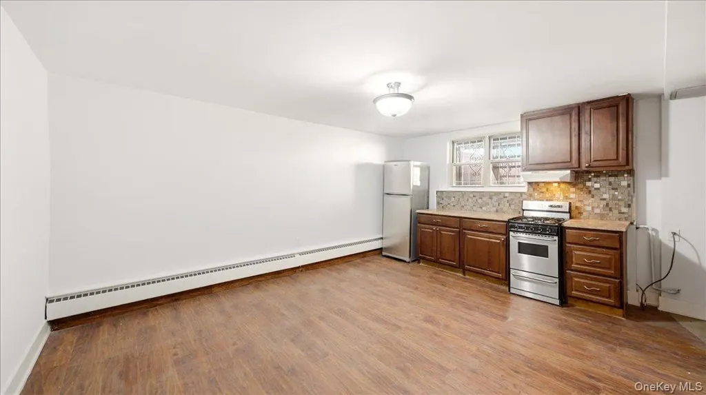 3337 Gunther Avenue Bronx NY 10469