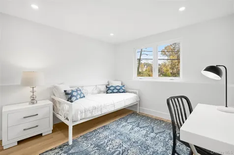 2222 Boston Post Road Larchmont NY 10538
