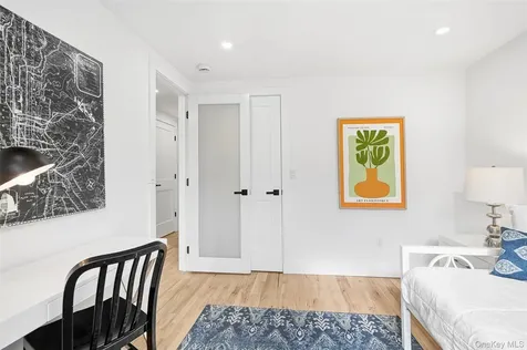 2222 Boston Post Road Larchmont NY 10538