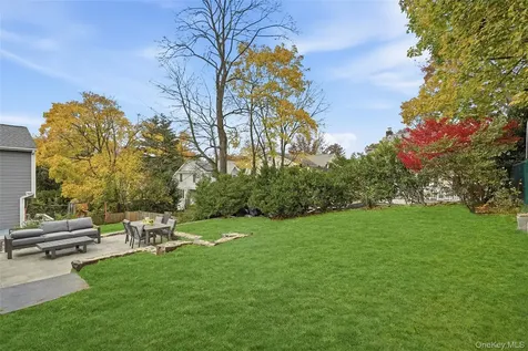 2222 Boston Post Road Larchmont NY 10538